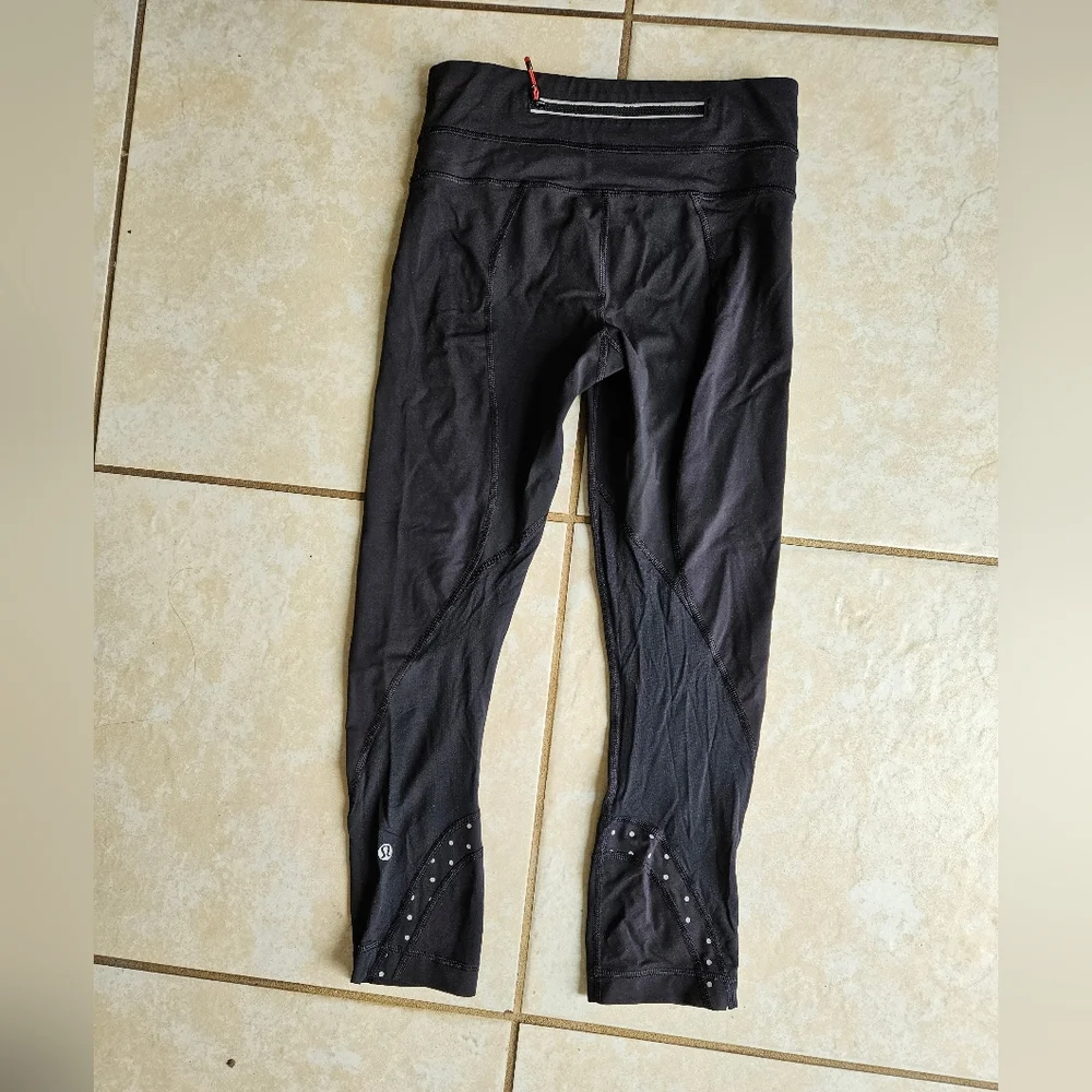 Lululemon capri leggings - Picture 5 of 7